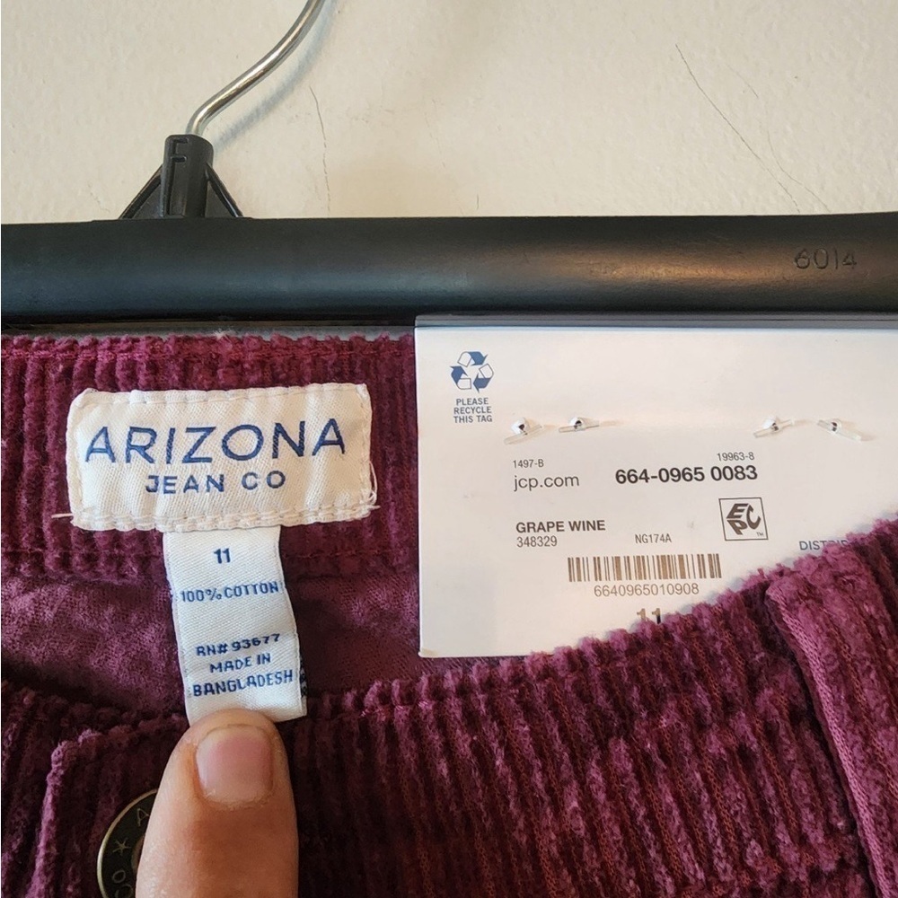 Arizona baggy Corduroy Pants Womens Mid Rise Zip Fly purple size 11 - Picture 2 of 4